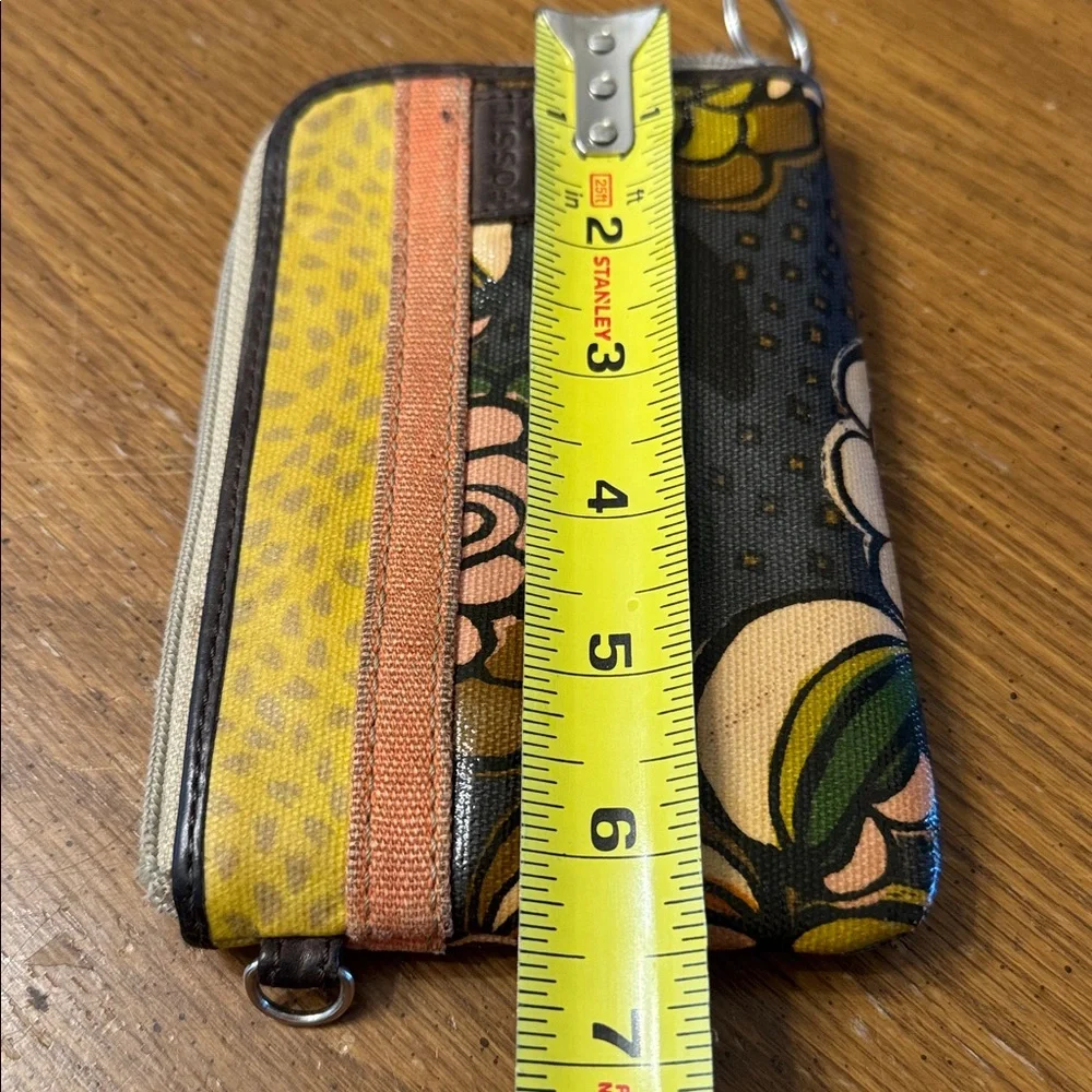 Fossil Coated Canvas Keyper Vintage Floral Zipper Wristlet W/ Keyring